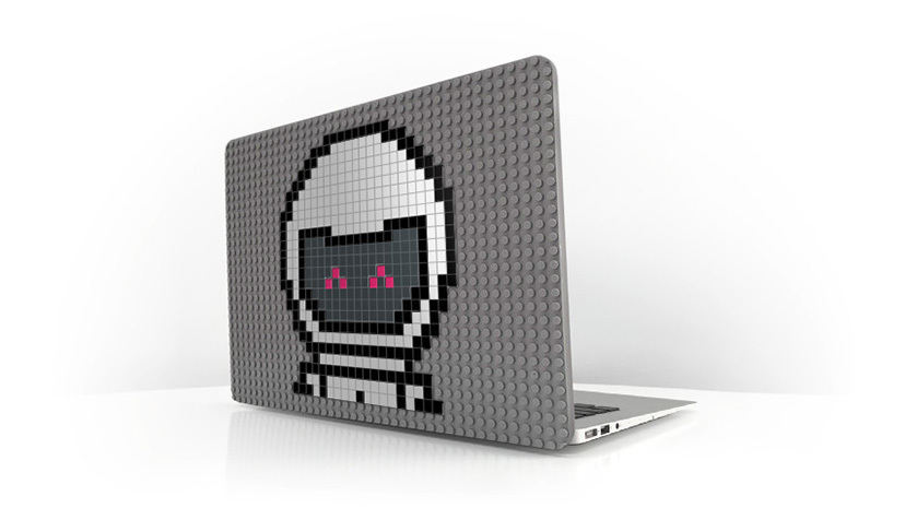 <code>monauts Brik Case